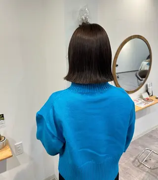 ミディアム 梅田 薫のヘアスタイル