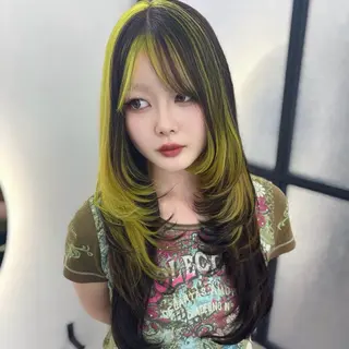 ロング カラー Ren. 🦋デザインカラーのヘアスタイル