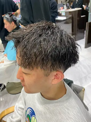 パーマ メンズ 🌴パーマオタク🌴 長谷川　諒佑🌈のヘアスタイル