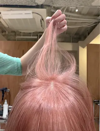 カラー 山田 麻椰のヘアスタイル