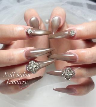 ネイル Lumière｜ ロングネイル特化のネイルデザイン