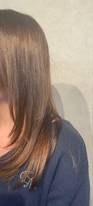 セミロング 🌹ミラクル美容師 🌹✨クッポ✨のヘアスタイル