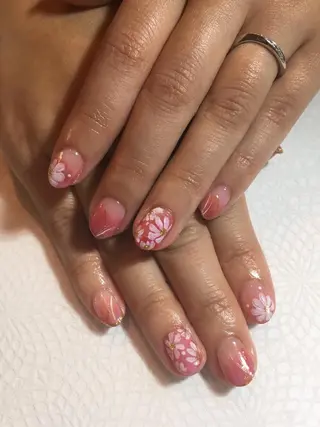 ネイル 古川 里美のネイルデザイン