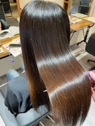 ロング 藤田一輝 【美髪職人】のヘアスタイル