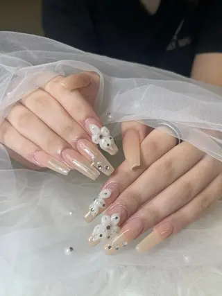ネイル NiJi Nailsのネイルデザイン
