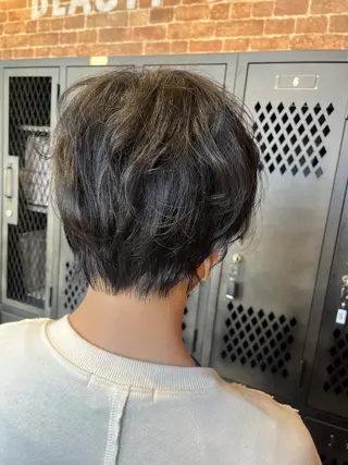 ショート カラー パーマ ヘアアレンジ メンズ キッズ ネイル マツエク・マツパ アイブロウ 久木原 ゆりのヘアスタイル