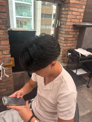 ショート カラー パーマ ヘアアレンジ メンズ キッズ 波巻き/シャドウ/ 特化 福田朝輝のヘアスタイル