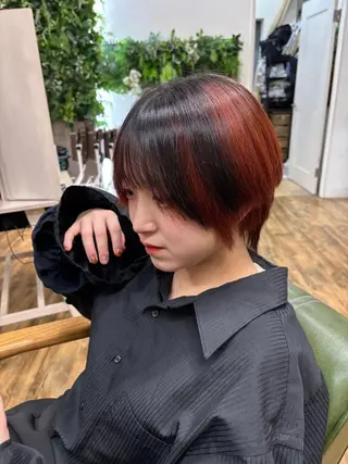 ショート カラー ✨Kplus✨ 熊坂 みのり✨のヘアスタイル