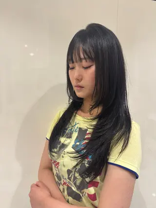 ロング 佐々木 悠安のヘアスタイル