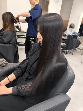 ロング 🫧とぅるん艶髪🫧 透明感カラー×猿渡のヘアスタイル