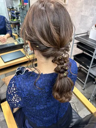 セミロング ヘアアレンジ SHANTi 飯塚 ヘアセット/髪質改善のヘアスタイル