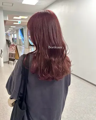 セミロング カラー 服部 真帆のヘアスタイル