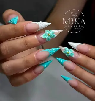ネイル 🌷Luna Mika🌷のネイルデザイン