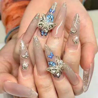 ネイル VOGUE ×SWANのネイルデザイン