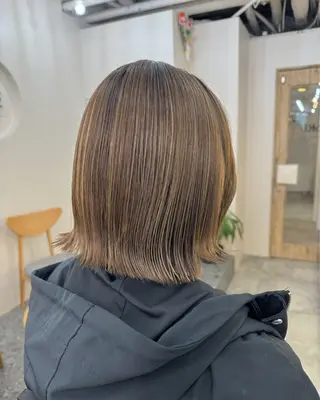 ショート カラー LoRE hair 四条河原町 西尾友里のヘアスタイル