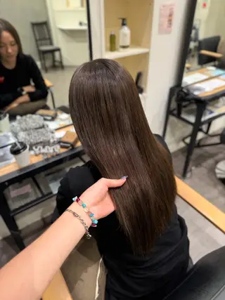 ロング カラー Karin／ jrスタイリストのヘアスタイル