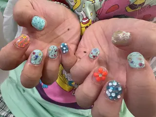 ネイル tsumeasobi 🪬macoのネイルデザイン