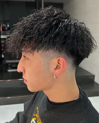パーマ メンズ メンズパーマ特化/ シャドウ/波巻/陸翔のヘアスタイル