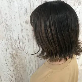 ショート カラー Oopsレイヤー 加藤澄都のヘアスタイル