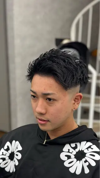 ショート メンズ geep/郷田悠太/ 波巻き/スペインのヘアスタイル
