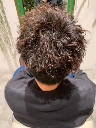 パーマ メンズ 大方 いくみのヘアスタイル