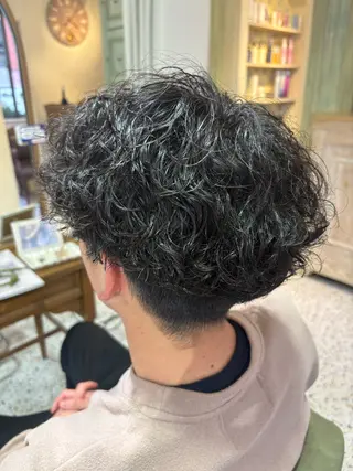 パーマ メンズ 中澤 衿葉のヘアスタイル