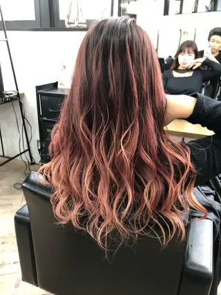ロング カラー ヘアアレンジ ブリーチダブルカラー 元町三宮/三ノ宮のヘアスタイル