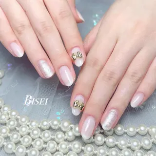 ネイル 🦋 Queenieのネイルデザイン