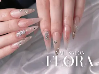 ネイル Flora nail salonのネイルデザイン