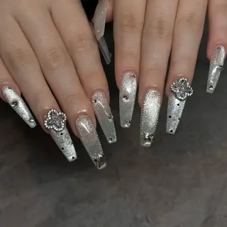 ネイル IROHA NAIL Mihoのネイルデザイン