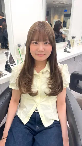 カラー 🖤透明感カラー| 艶髪|レイヤーカットのヘアスタイル