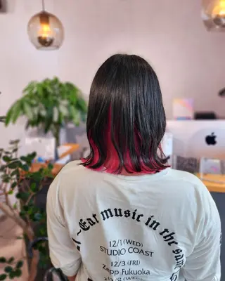 ミディアム カラー 金田 拓也のヘアスタイル