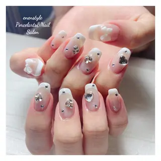 ミディアム ネイル 🐾enen style 🐾のネイルデザイン