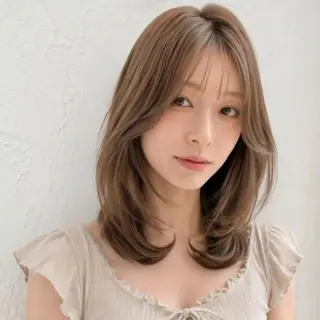 セミロング 松山彩香💎艶髪💎 ロング/透明感カラーのヘアスタイル