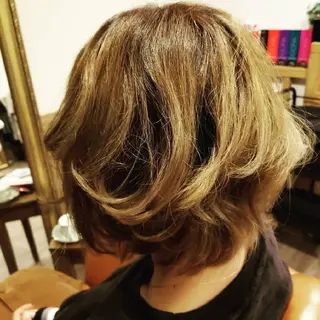 ショート カラー spa hair ark 富井直美のヘアスタイル
