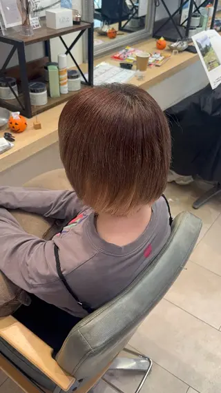 ショート アニメデザイン美容師 ブリーチカラー/僚汰のヘアスタイル