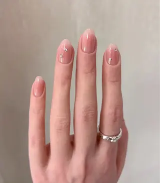 ネイル 美奈 サロン チンのネイルデザイン