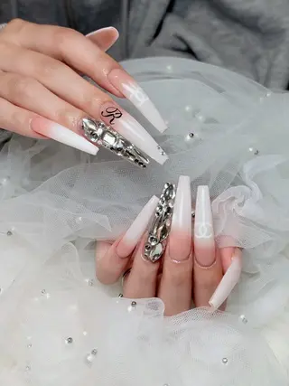 ネイル Julli NailStudioのネイルデザイン