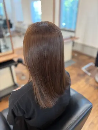カラー Natsuwa /DOLLのヘアスタイル