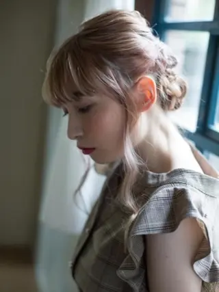 セミロング ヘアアレンジ amie 高崎 【アミ】のヘアスタイル