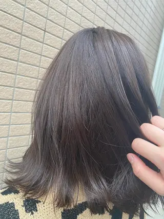 ミディアム カラー 武田 悠生乃のヘアスタイル