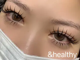 マツエク・マツパ NOA名駅束感まつげ ×眉毛SENA🎀のマツエク・マツパデザイン