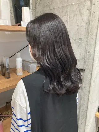 ミディアム ✨色持ちの良い艶 カラー✨蟹江真世のヘアスタイル