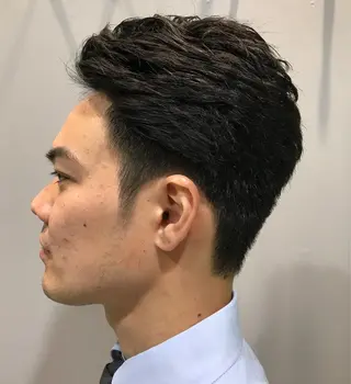 ショート メンズ 山下 亮輔のヘアスタイル