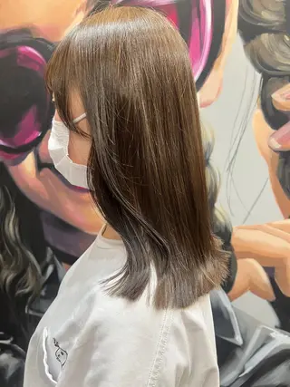 セミロング カラー パーマ ヘアアレンジ メンズ キッズ ネイル マツエク・マツパ アイブロウ 久木原 ゆりのヘアスタイル