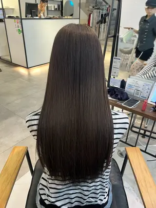 ロング カラー せりな🎀🕯️ /透明感カラーのヘアスタイル