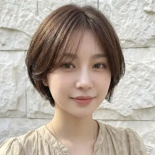 ショート 透明感カラー✨ よしの じろうのヘアスタイル