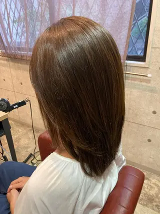 セミロング カラー ERIKO Tのヘアスタイル