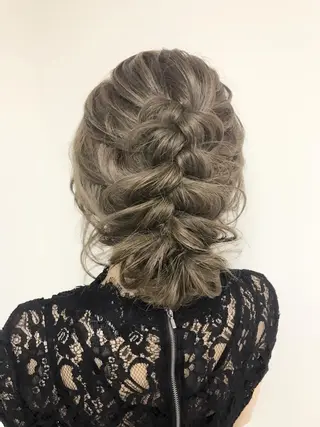 セミロング カラー パーマ ヘアアレンジ ネイル マツエク・マツパ 吉川 宙翔のヘアスタイル