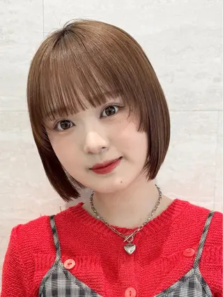 ミディアム 🫧ボブ/縮毛矯正/ 小顔/ゆーな🫧のヘアスタイル